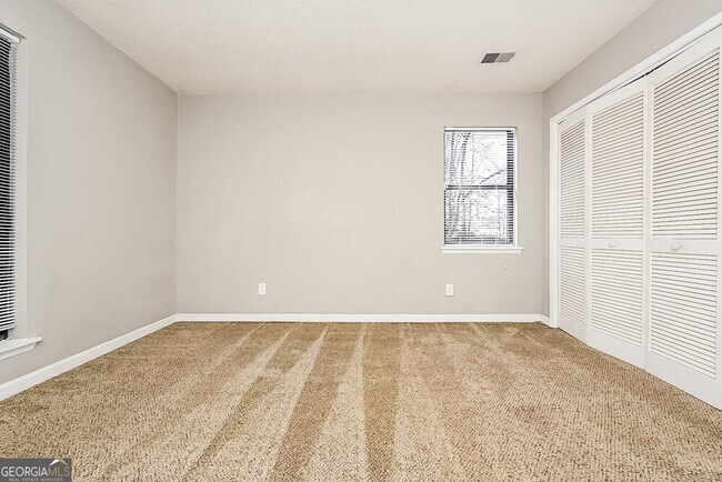 Building Photo - 8607 Forest Pointe Ct