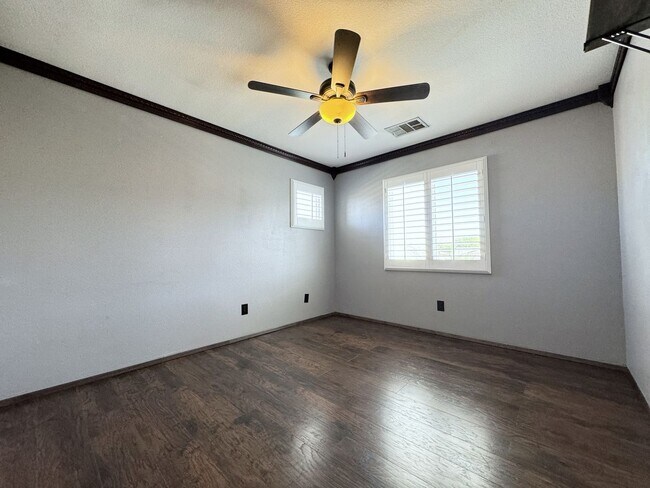 Building Photo - COMING SOON!!! 4 Bedroom/ 3 Bathroom Home ...