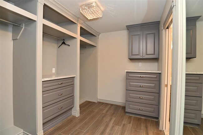 Building Photo - 4062 Falkirk Ln