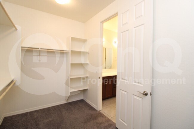 Building Photo - 16090 W Shaw Butte Dr
