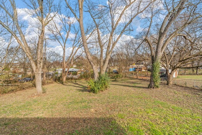 Building Photo - 3658 Tarbett Rd