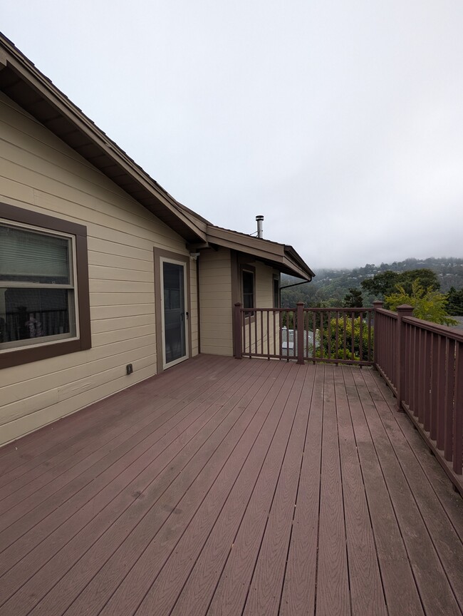 Building Photo - 6688 Estates Dr