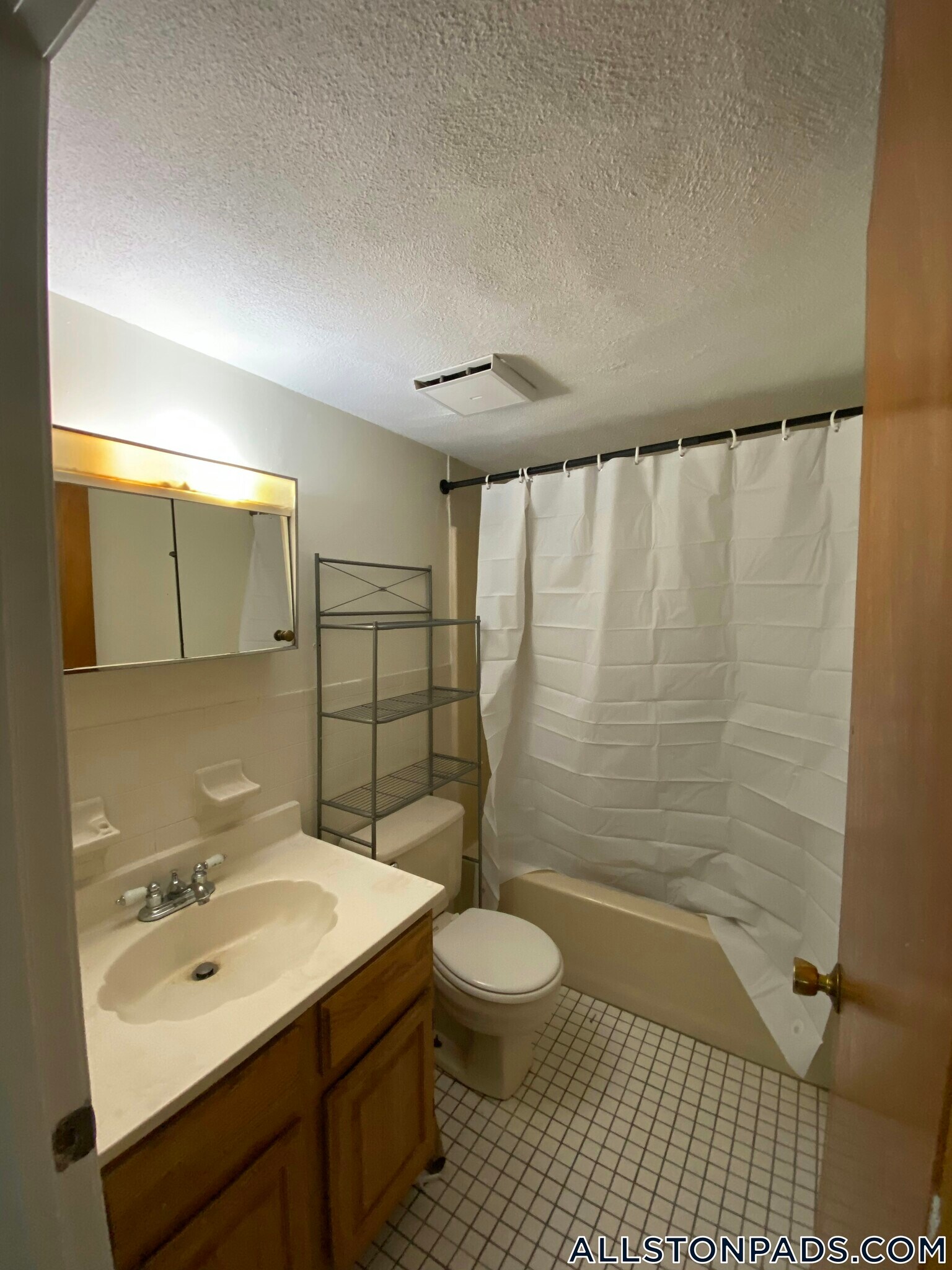 Building Photo - 80 Gardner St