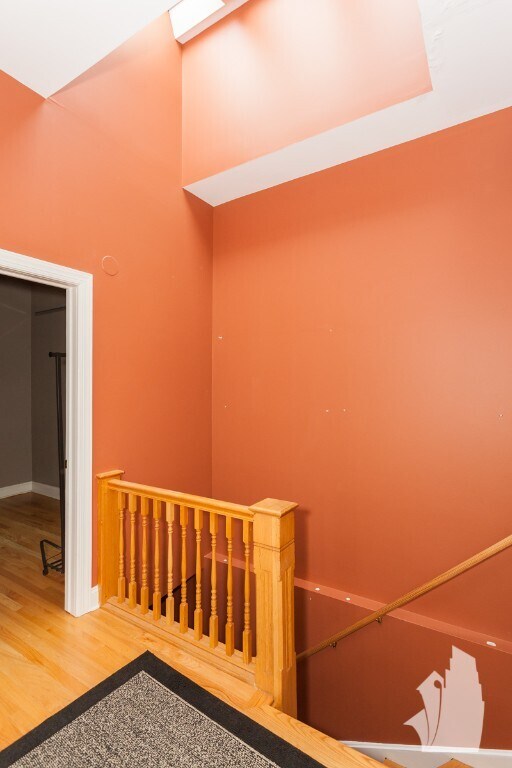 Building Photo - 2041 W Potomac Ave