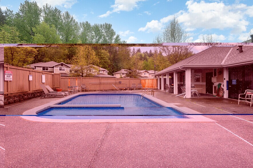 Swimming Pool - 15150 140th Way SE