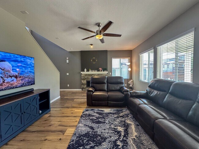 Building Photo - Upgraded 3-Bedroom home in Stepping Stone