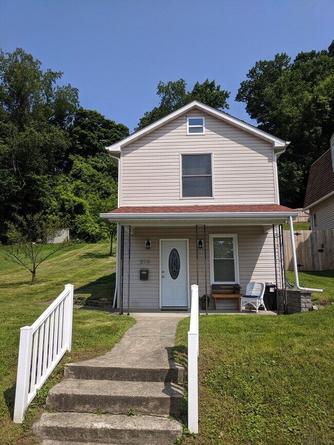 Building Photo - *******2-bed/1-bath COMPLETELY RENOVATED HOME FOR RENT in Bridgeville!*****