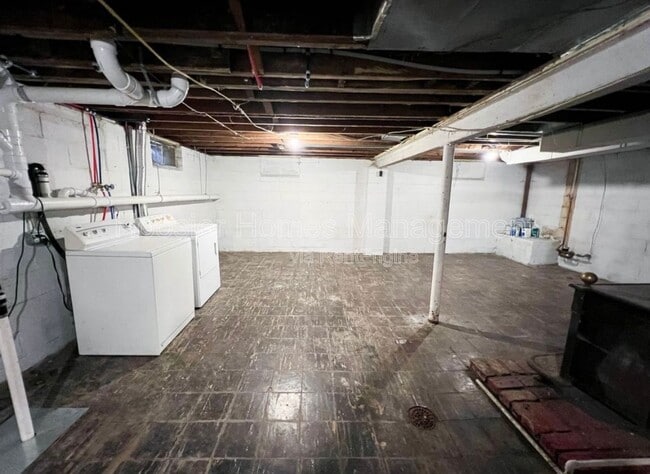 Building Photo - 4337 N Olney St