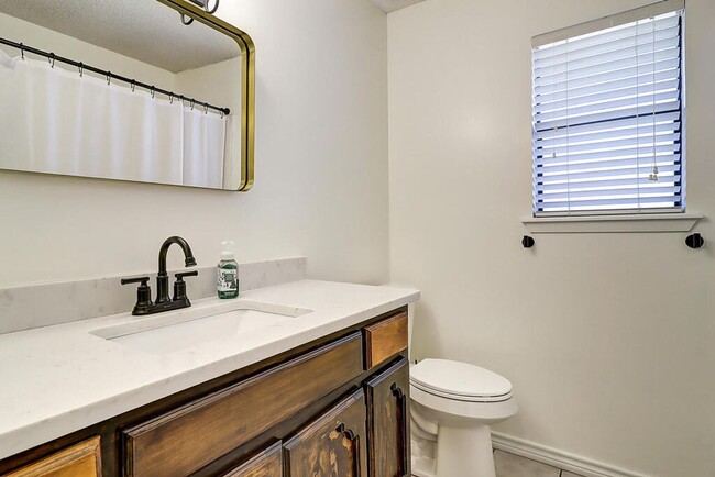 Building Photo - 7034 Powderhorn Ct