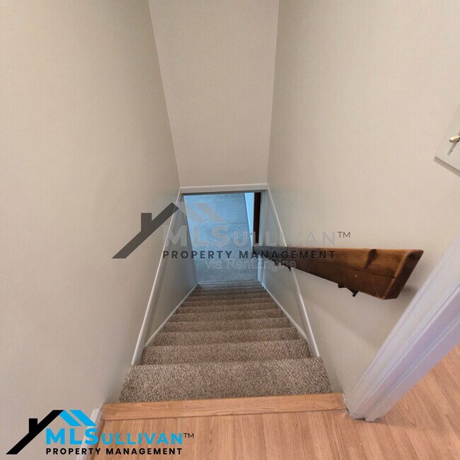 Building Photo - 2601 Cohnwood Dr