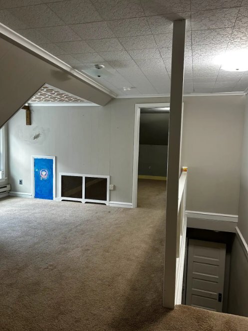 Building Photo - 807 N Irving Ave