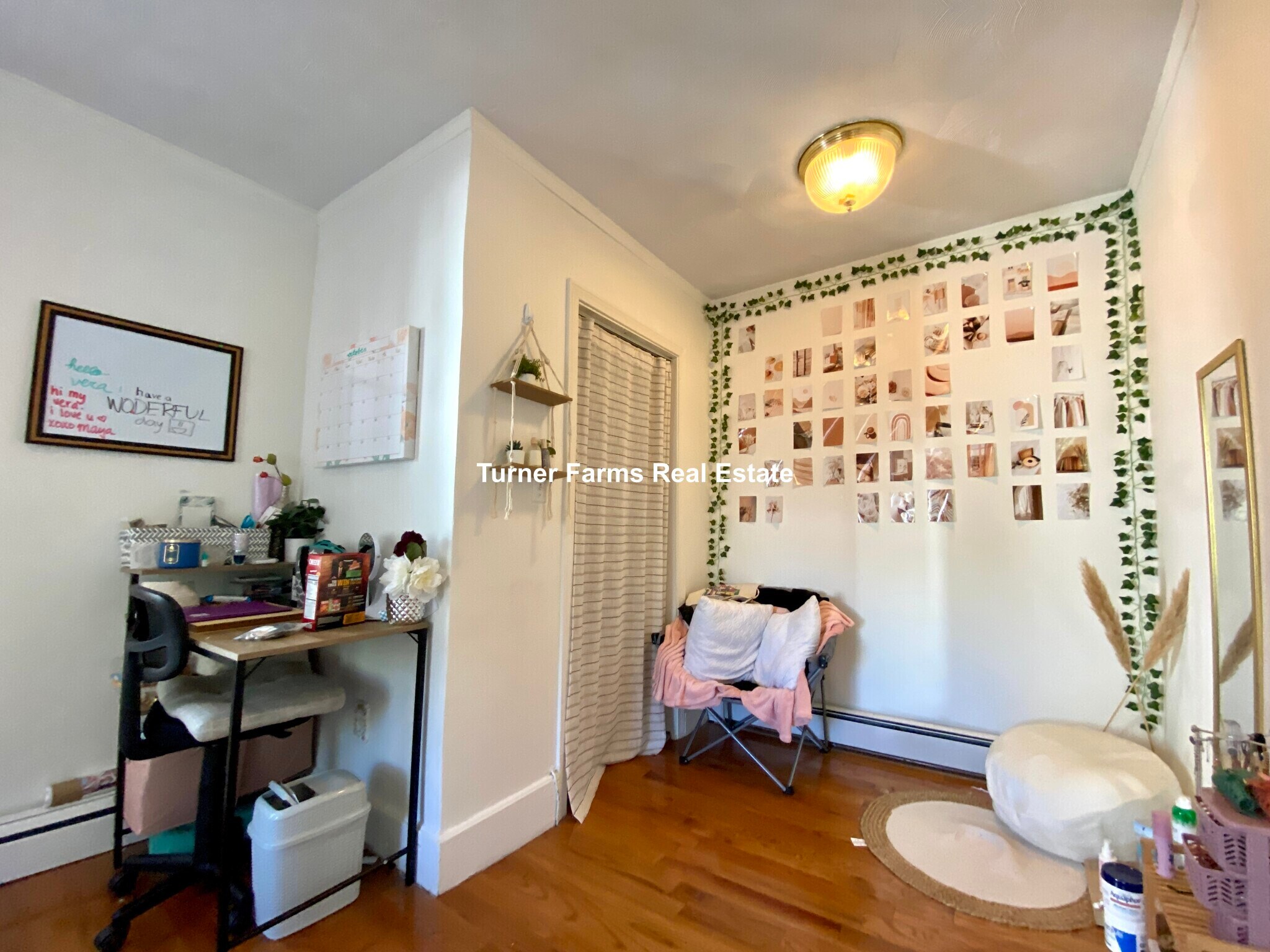 Building Photo - 205 Hillside St