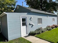 Building Photo - 115 5th Ave W