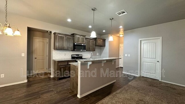 Building Photo - 4716 River Mesa Dr