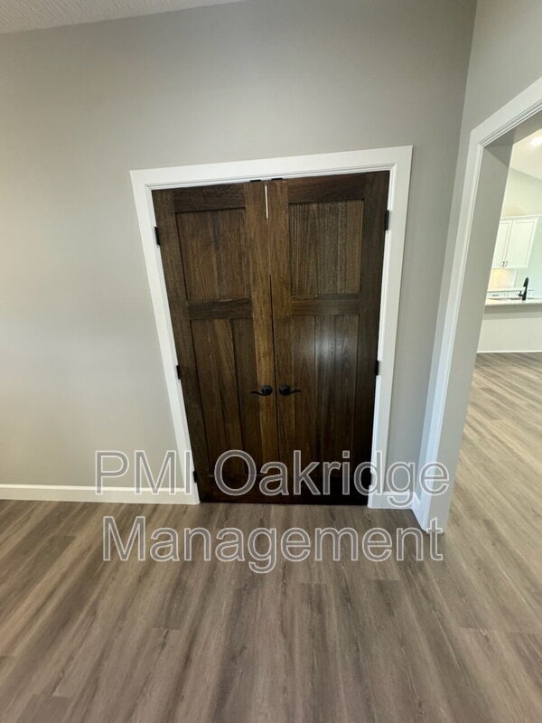 Building Photo - 955 Winter Ridge Dr