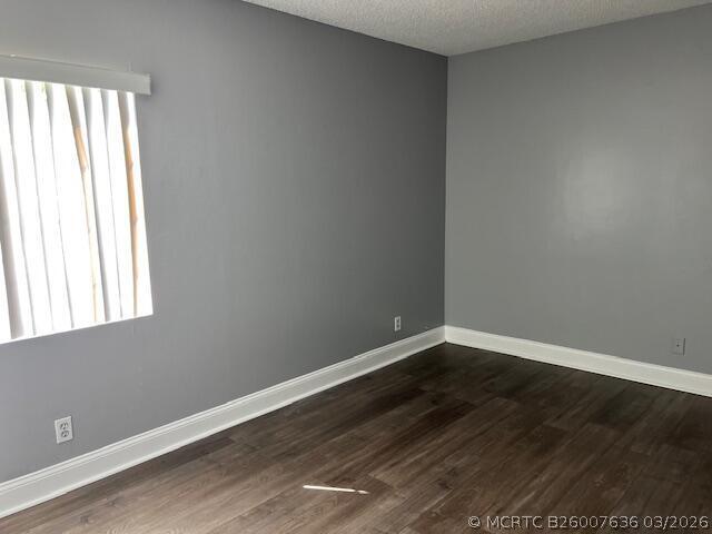 Building Photo - 2163 Madeira Dr