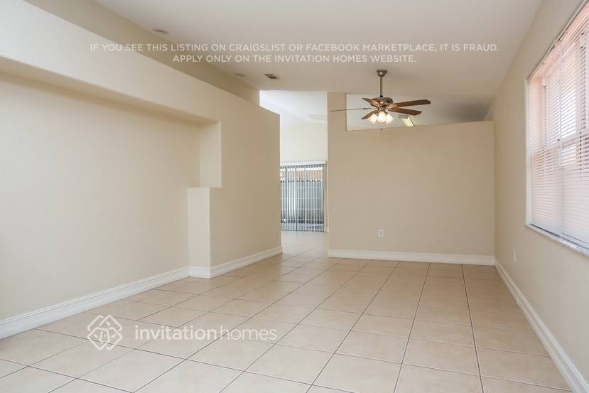 Building Photo - 7300 W 34th Ct