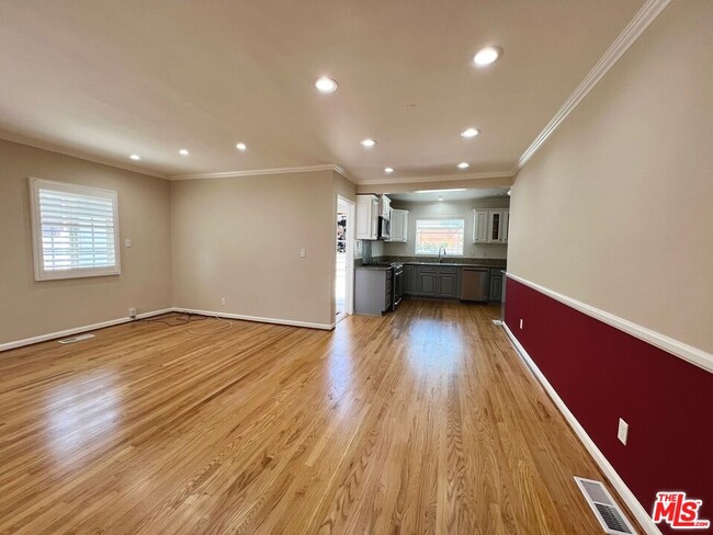 Building Photo - 3317 Burritt Way