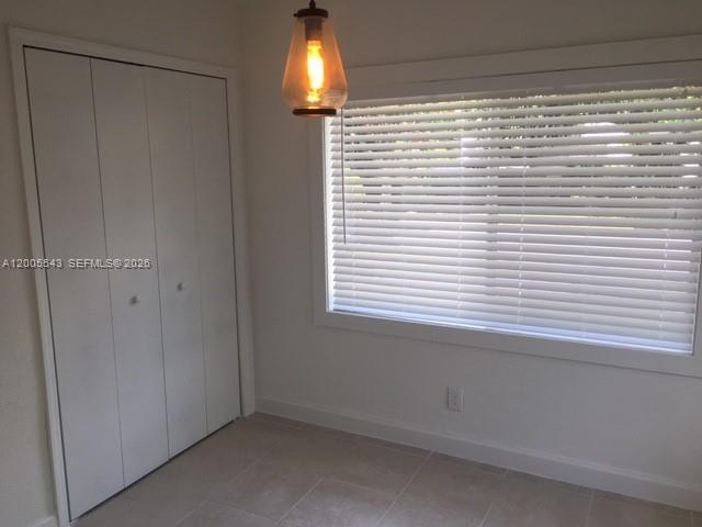 Building Photo - 805 NE 138th St