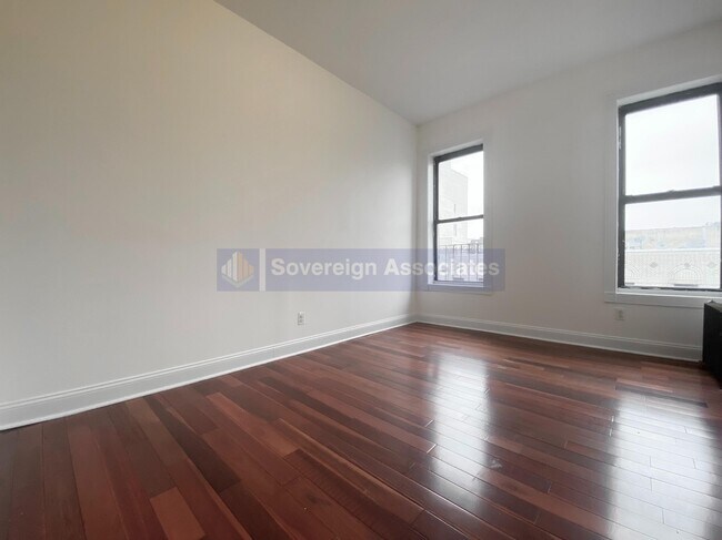 Building Photo - 255 Fort Washington Ave