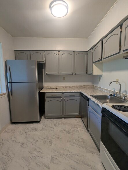 Building Photo - 5118 E Brigantine Ct