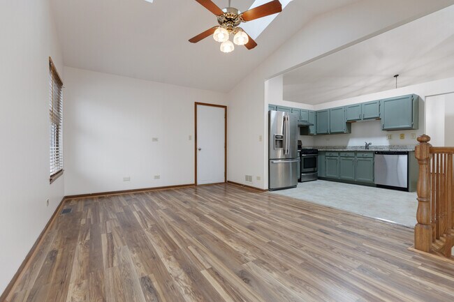Building Photo - 1791 Barnhill Dr