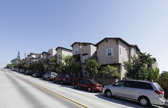 Building Photo - Arbor Terrace