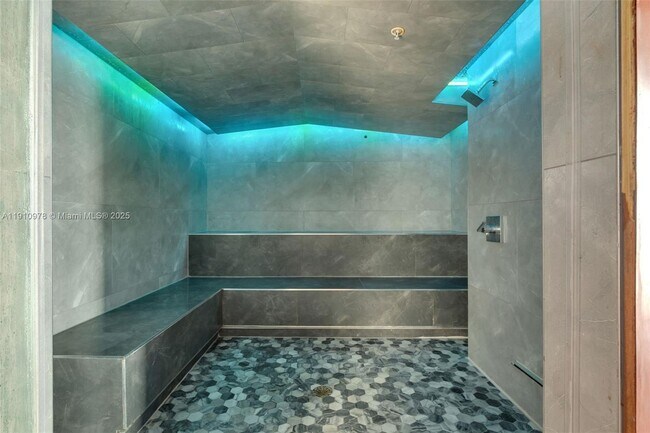 Building Photo - 31 SE 5th St