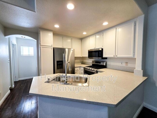 Building Photo - 11847 Spruce Run Dr