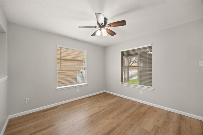 Building Photo - 1429 Davis Mountain Loop