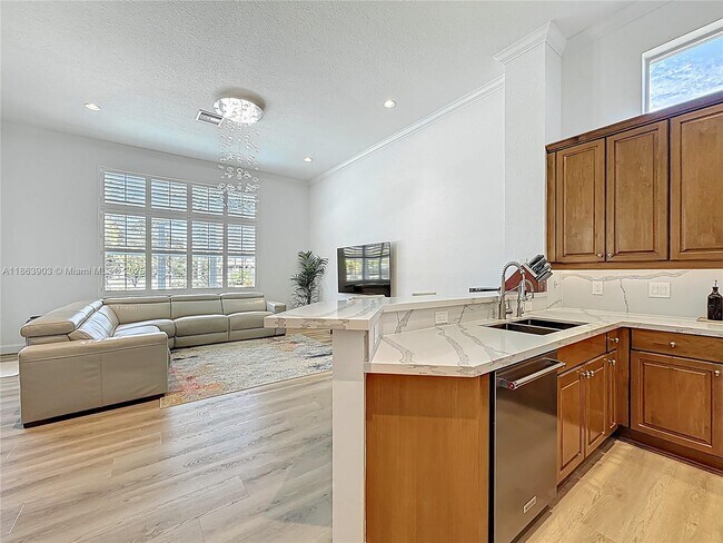 Building Photo - 4268 SW 141st Ave