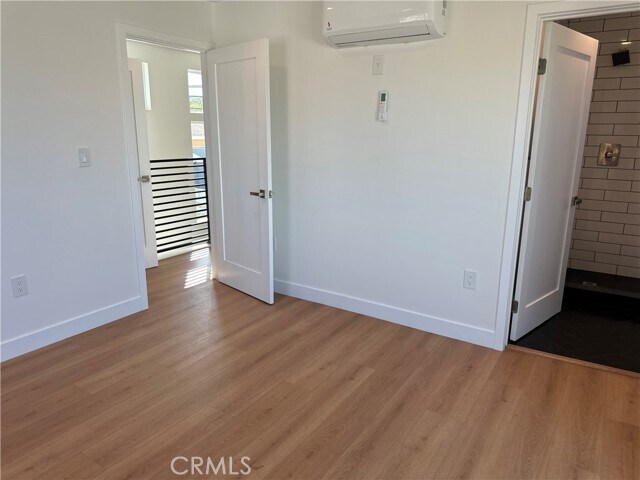 Building Photo - 8727 Dalton Ave