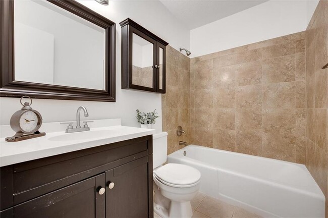 Building Photo - 4368 Heritage Glen Ct