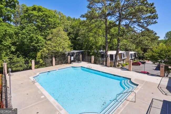 Building Photo - 73 La Rue Pl NW