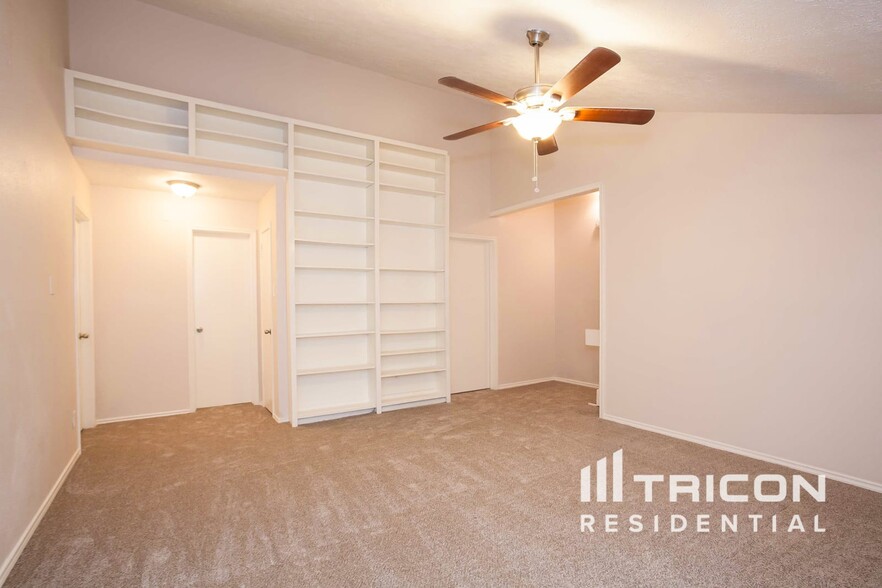 Building Photo - 14130 Galvani Dr