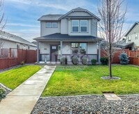 Building Photo - FOR RENT: Beautiful Coburg 3 Bed / 2.5 Bath Craftsman!
