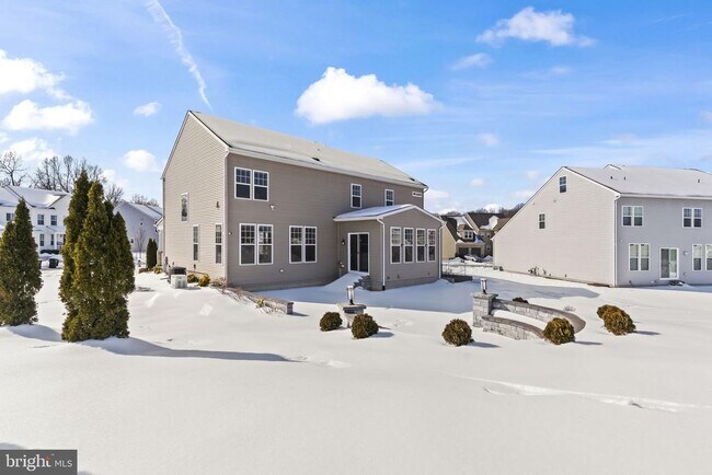 Building Photo - 12600 Coventry Mnr Wy