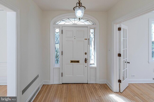 Building Photo - 150 Prospect Ave