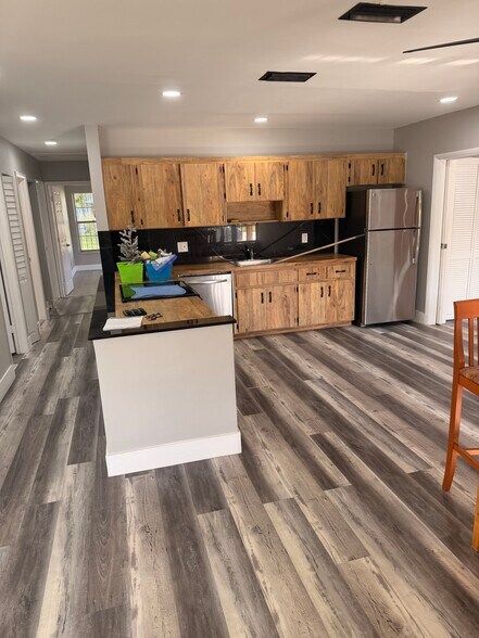 Building Photo - 7179 SW 22nd Pl