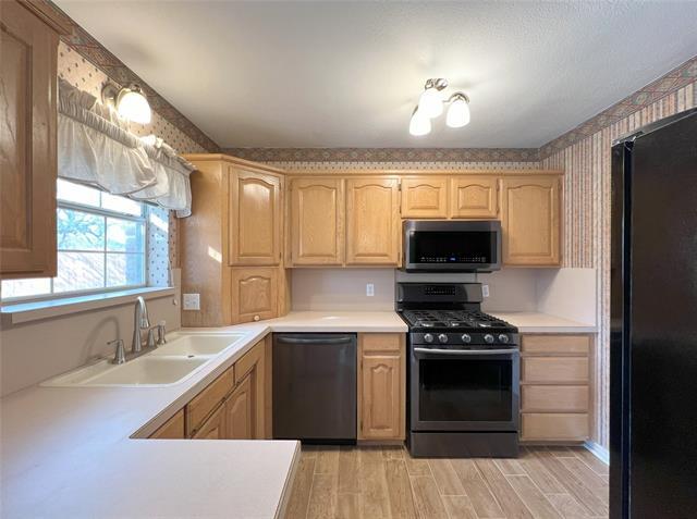 Building Photo - 408 W Morton Ave