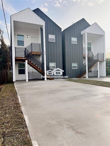 Primary Photo - 320 Tennessee St