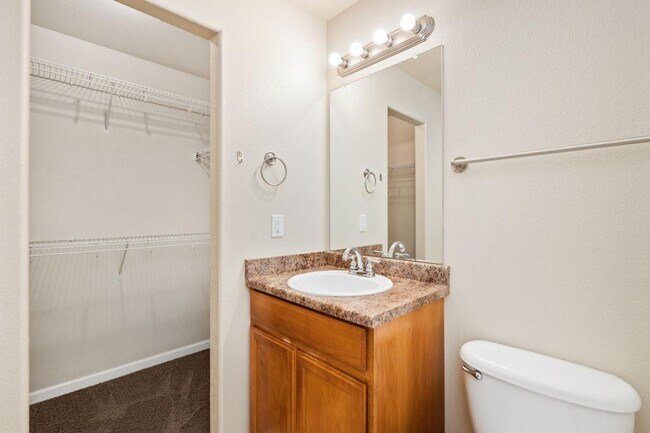 Building Photo - 2255 Sopris Cir