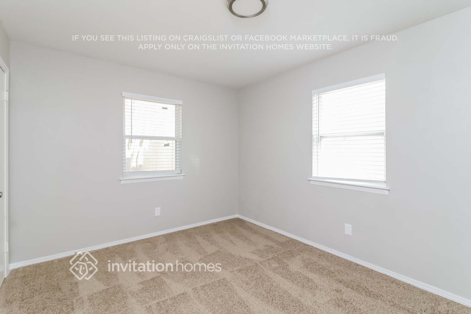Building Photo - 1003 Rosewood Ln