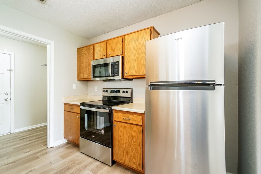 Building Photo - 8544 Sweet Birch Dr