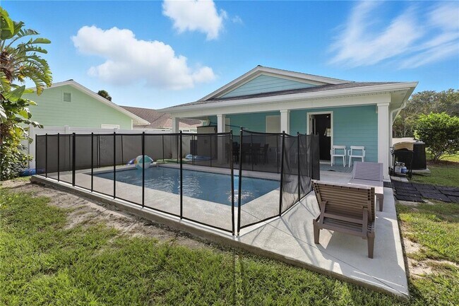 Building Photo - 27 Mala Compra Rd