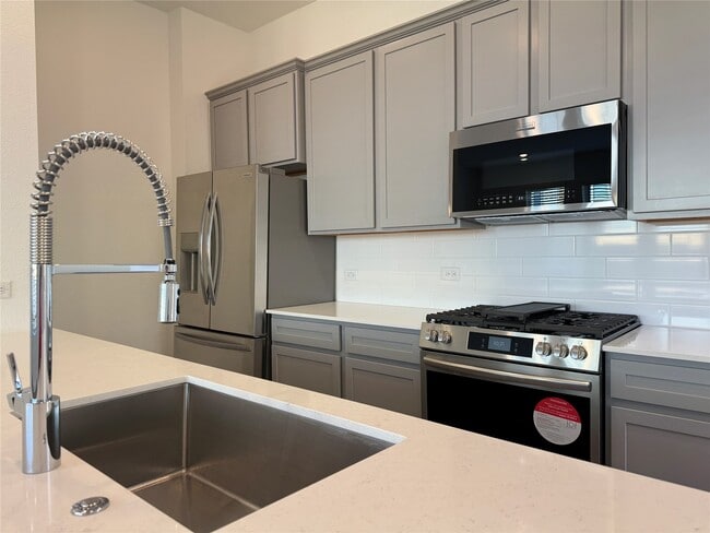 Building Photo - 5506 Amber Brook Ln