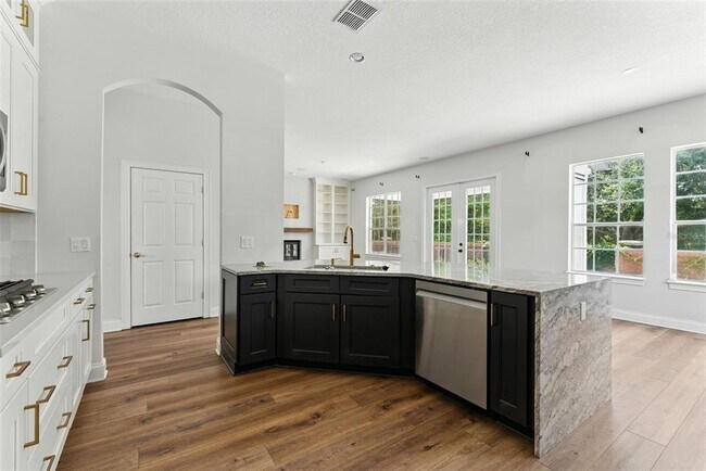 Building Photo - 8555 Bowden Way