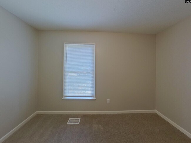 Building Photo - 116 Glenshannon Dr