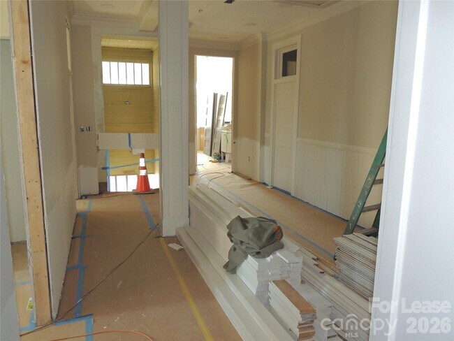 Building Photo - 125 Central St