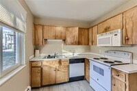 Building Photo - Affordable 3bed/ 1 bath apartment 1 month ...